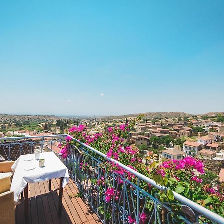 Adamos Hotel Apartments Tóhni Kültér fotó